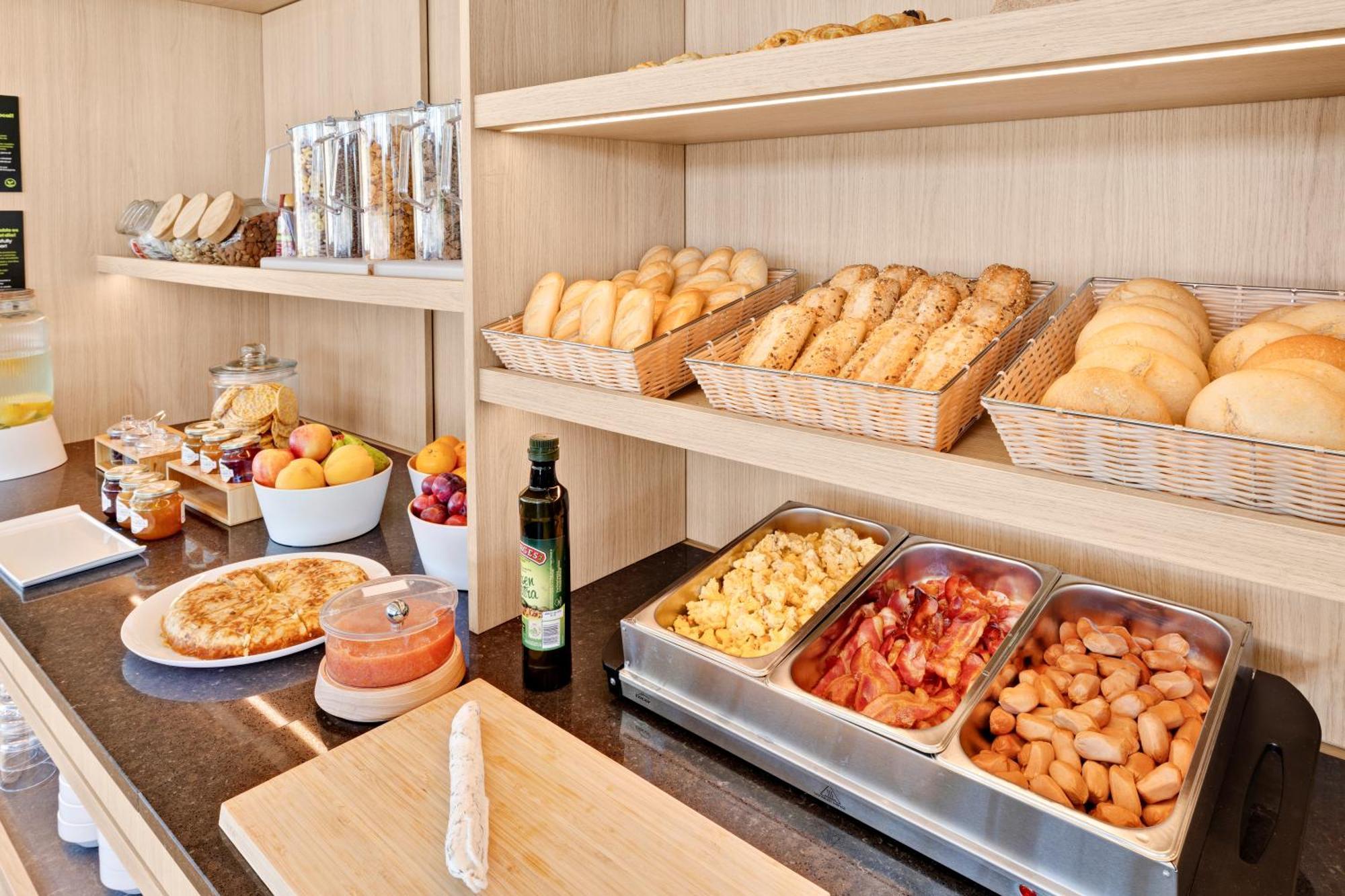 B&B Hotel Madrid Tres Cantos Buitenkant foto